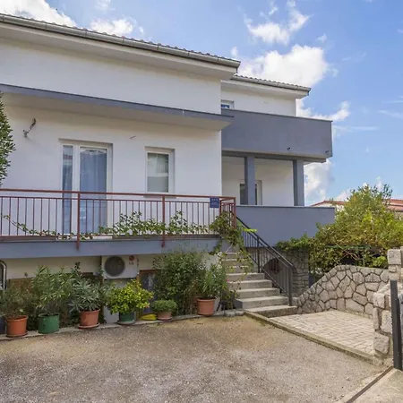 Apartamento In 39357 Selce